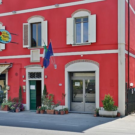 Affittacamere La Rosa Lucca Esterno foto