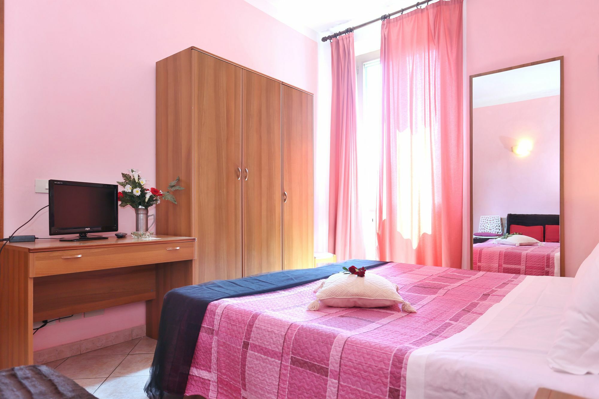 Affittacamere La Rosa Lucca Esterno foto